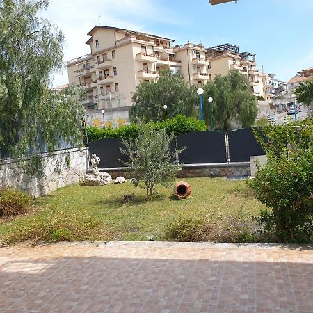 B&B Villa Chiara Bed And Breakfast Taormina Exterior foto