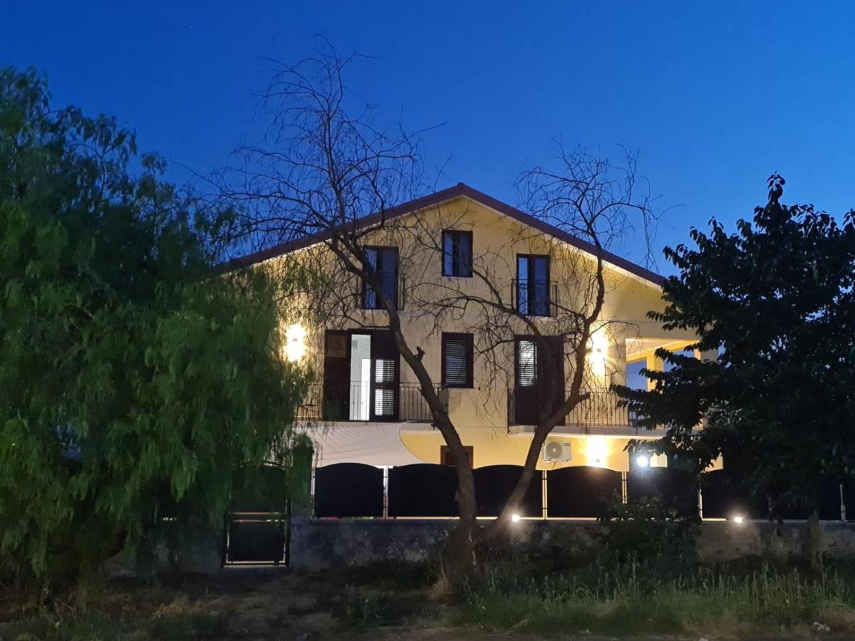 B&B Villa Chiara Bed And Breakfast Taormina Exterior foto