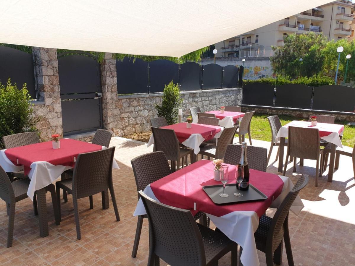 B&B Villa Chiara Bed And Breakfast Taormina Exterior foto