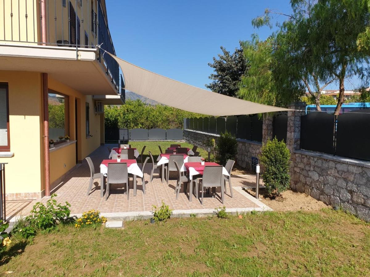 B&B Villa Chiara Bed And Breakfast Taormina Exterior foto