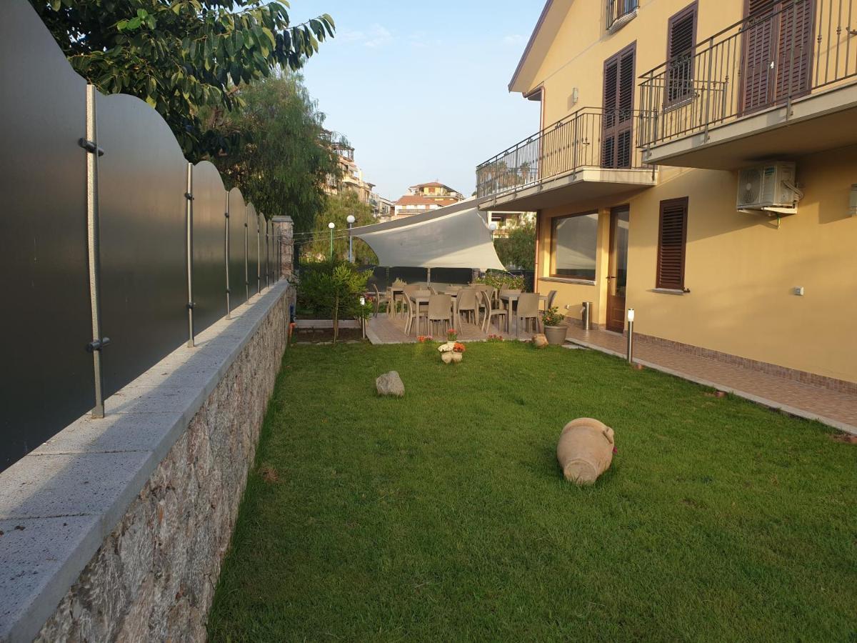 B&B Villa Chiara Bed And Breakfast Taormina Exterior foto
